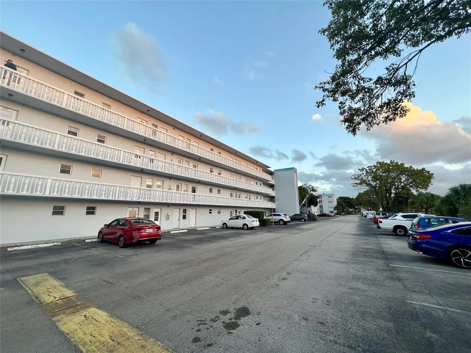 600 NE 2nd Street # Unit 107, Dania Beach, FL 33004