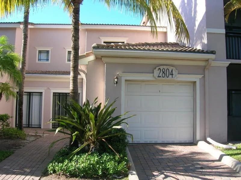 2804 Sarento Place # 113, Palm Beach Gardens, FL 33410