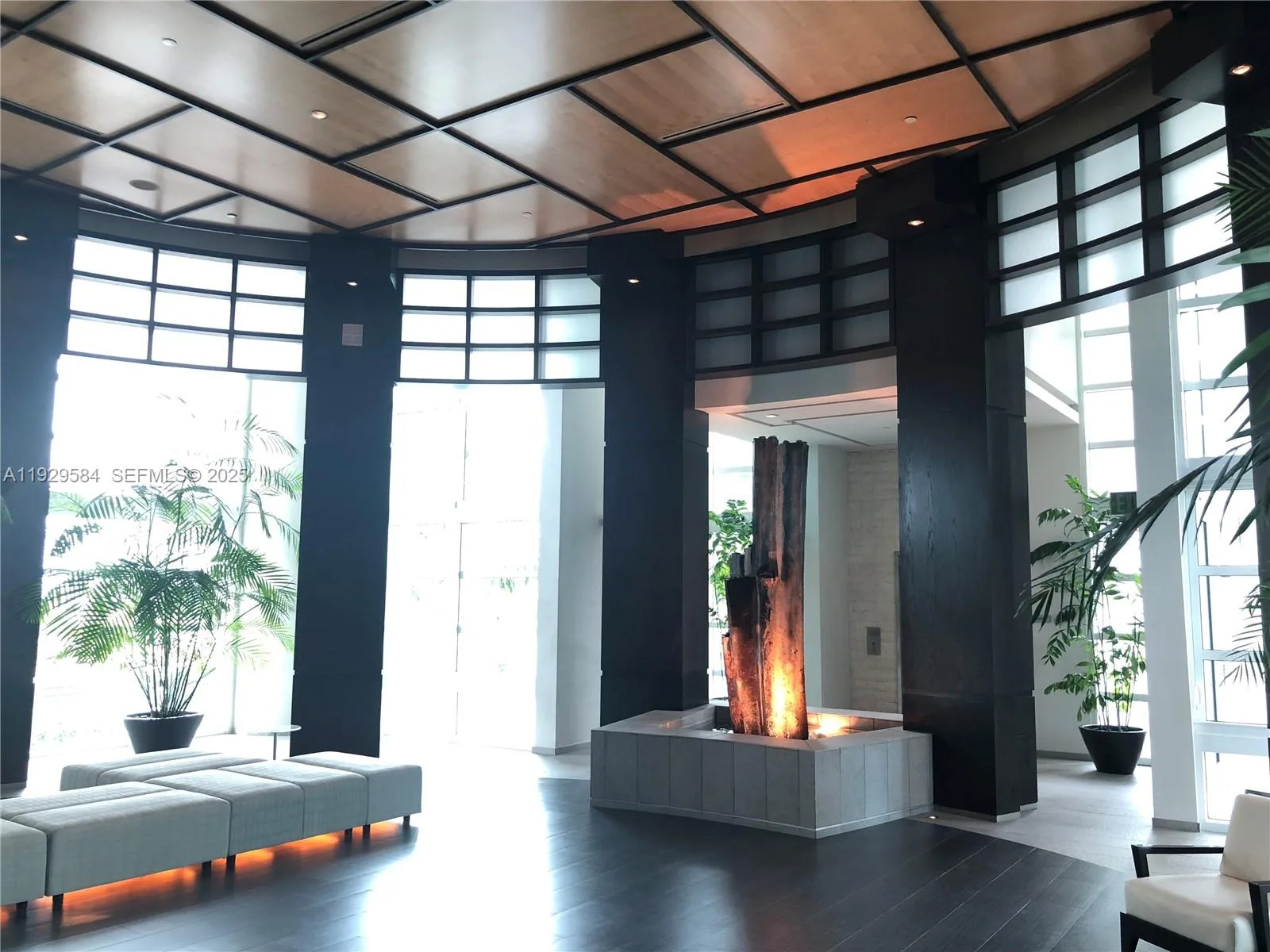 900 Brickell Key Blvd # 1602, Miami, FL 33131
