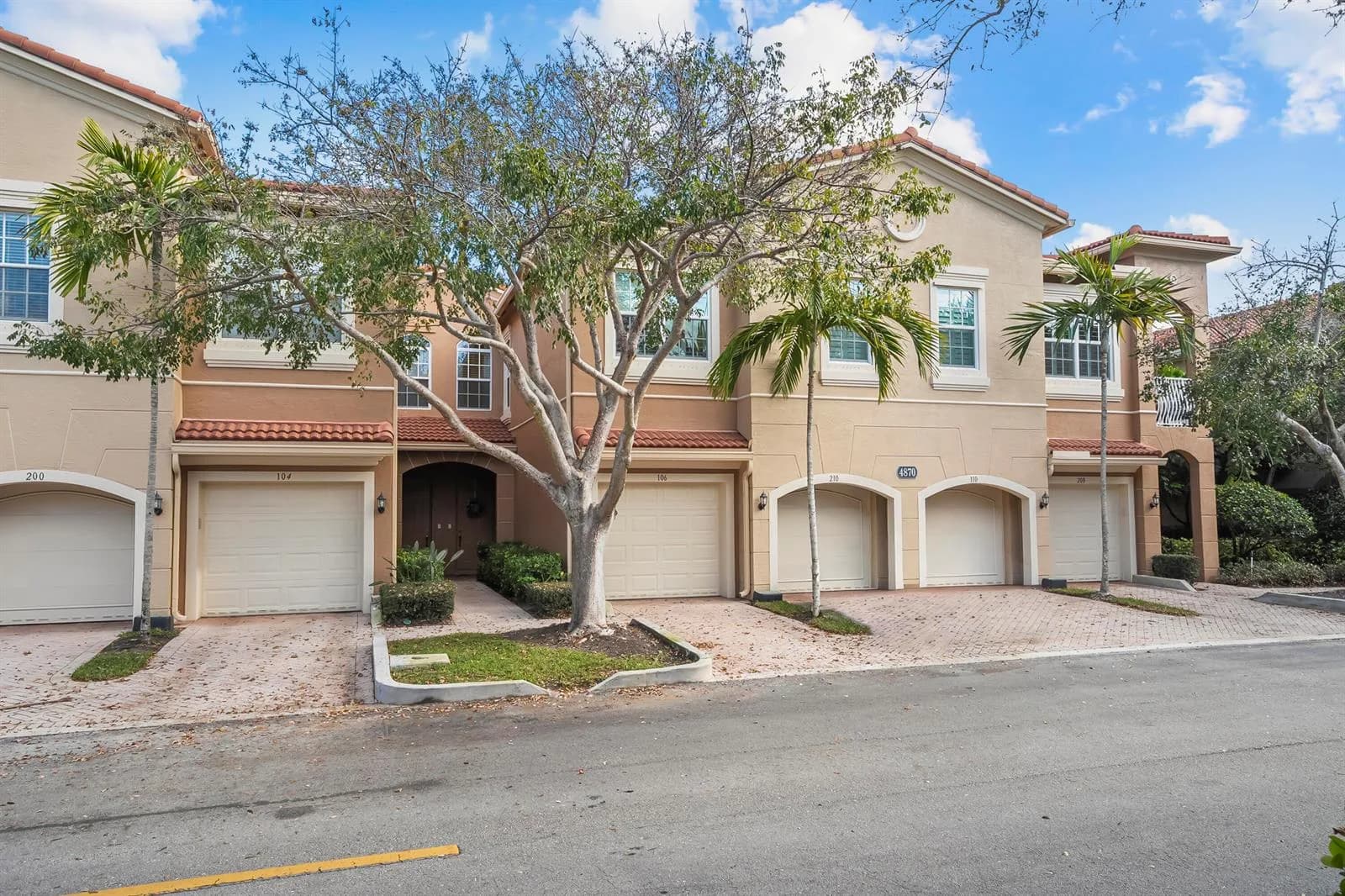 4870 Bonsai Circle # 106, Palm Beach Gardens, FL 33418