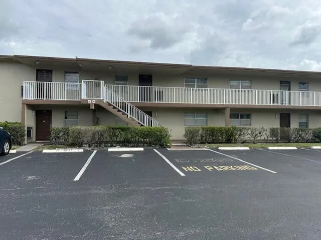 7805 W Atlantic Boulevard # 202, Margate, FL 33063