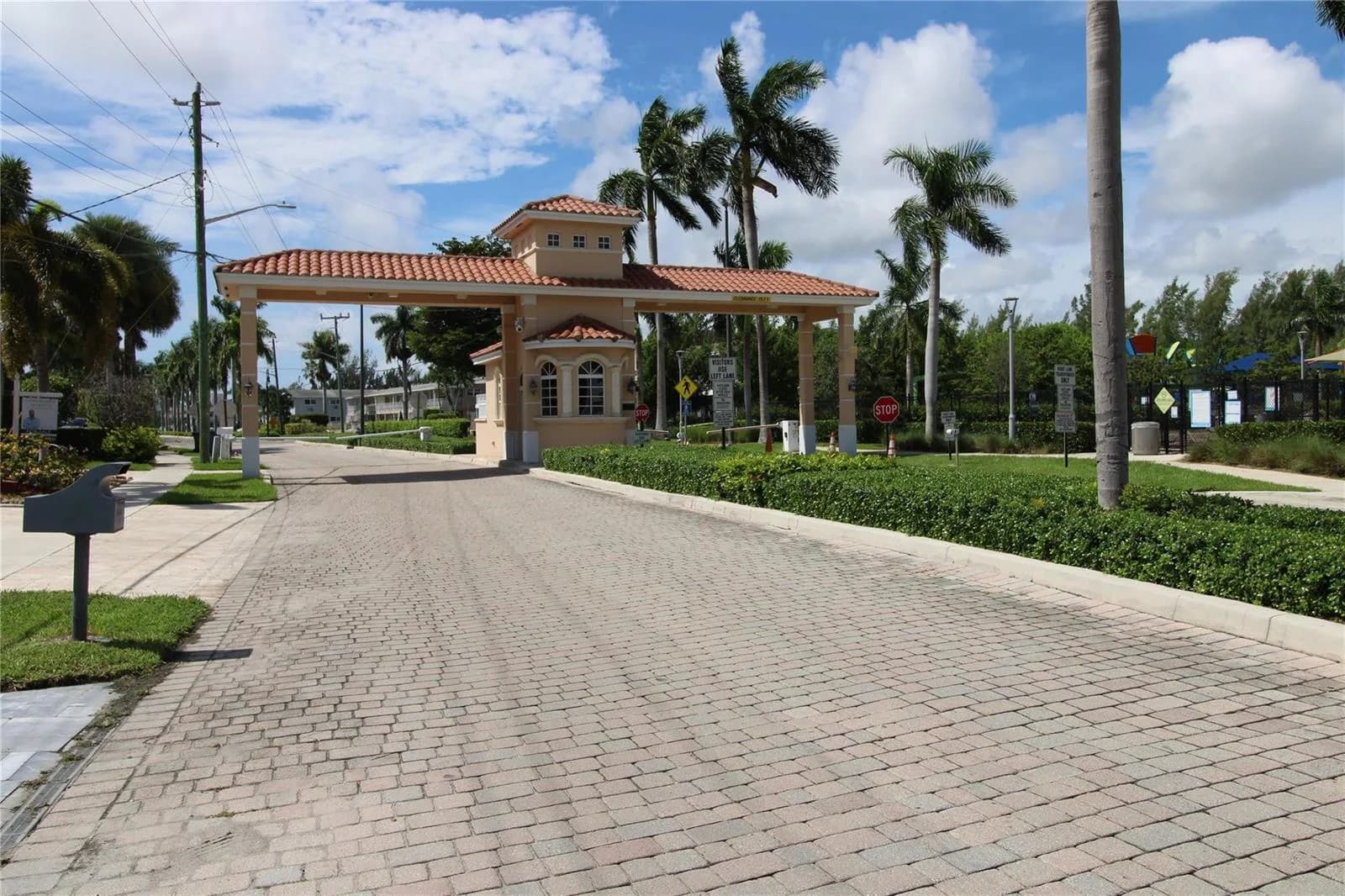 600 Layne Boulevard # 119, Hallandale Beach, FL 33009